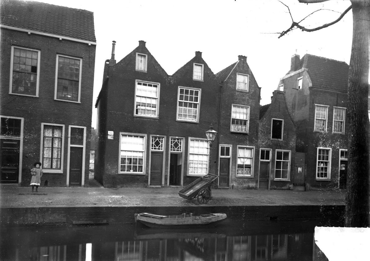 1905 Levendaal tpv Oranjeboomstr nrs 47-61.jpg